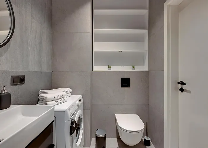 Scala Center Premium By Lion Apartament *