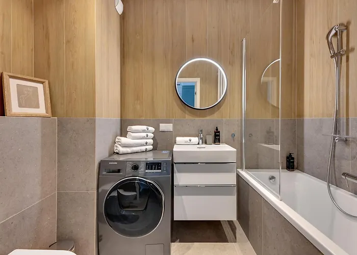 Scala Center Premium By Lion * Danzig