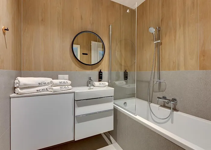 Scala Center Premium By Lion Danzig